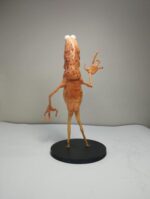 عروسک مارکوس 20 سانتی با پایه کد 47